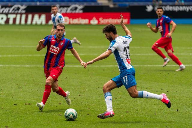 世俱杯首现裁判佩戴执法记录仪 俩中国裁判入选